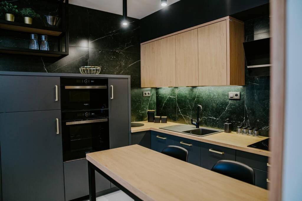 Apartment A&D Downtown Poprad Bagian luar foto